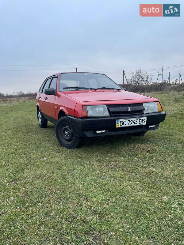 Хэтчбек ВАЗ / Lada 2109 1990 в Львове