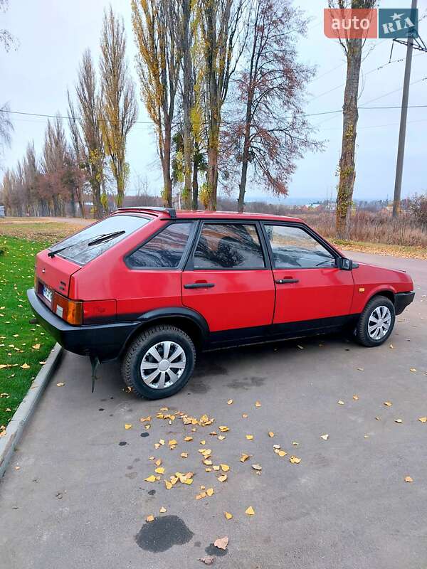 Хэтчбек ВАЗ / Lada 2109 1995 в Тростянце фото 8 Хэтчбек ВАЗ / Lada 2109 1995 в Тростянце