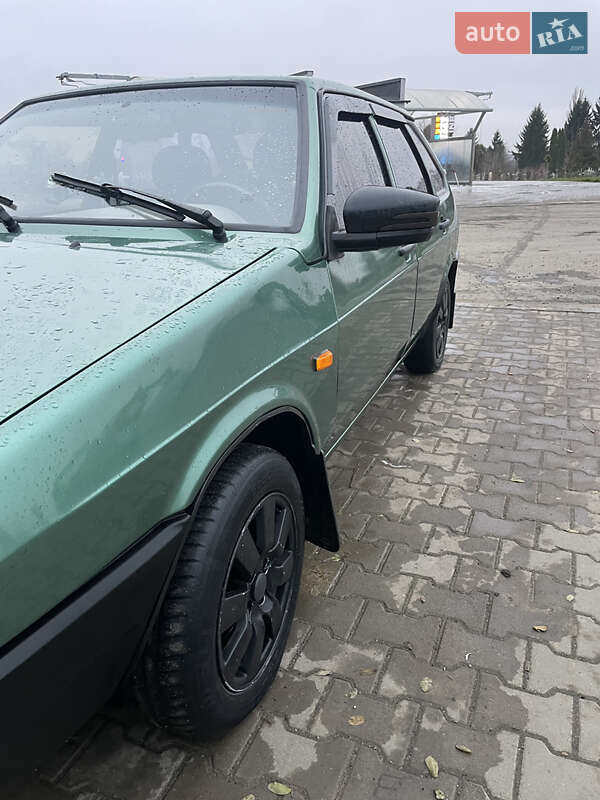 Хэтчбек ВАЗ / Lada 2109 2008 в Деражне