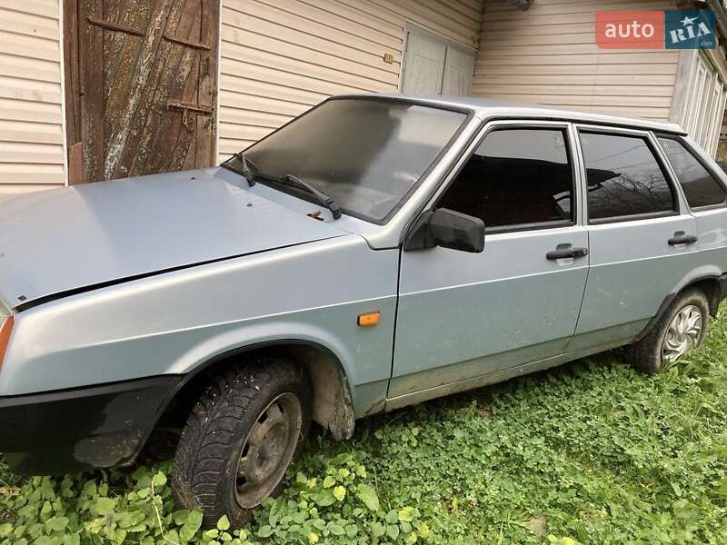 Хэтчбек ВАЗ / Lada 2109 2004 в Бориславе фото 3 Хэтчбек ВАЗ / Lada 2109 2004 в Бориславе
