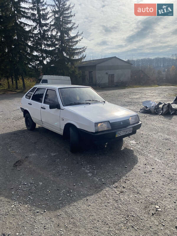 Хетчбек ВАЗ / Lada 2109 2001 в Збаражі фото 3 Хетчбек ВАЗ / Lada 2109 2001 в Збаражі
