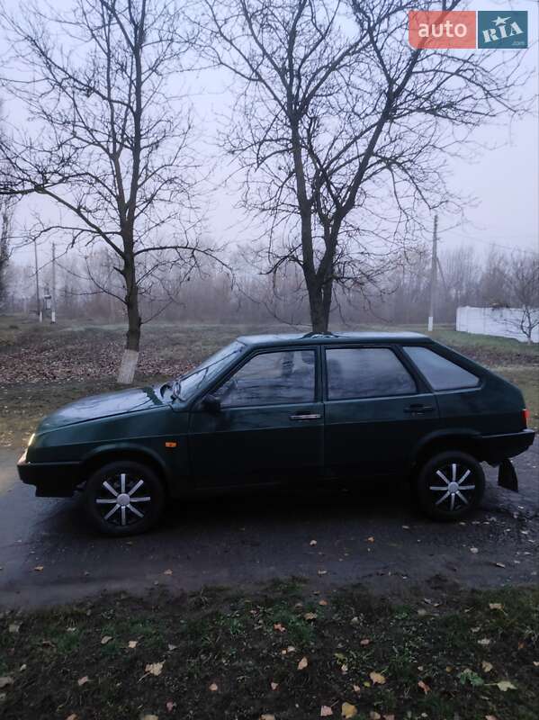 Хетчбек ВАЗ / Lada 2109 1995 в Карлівці