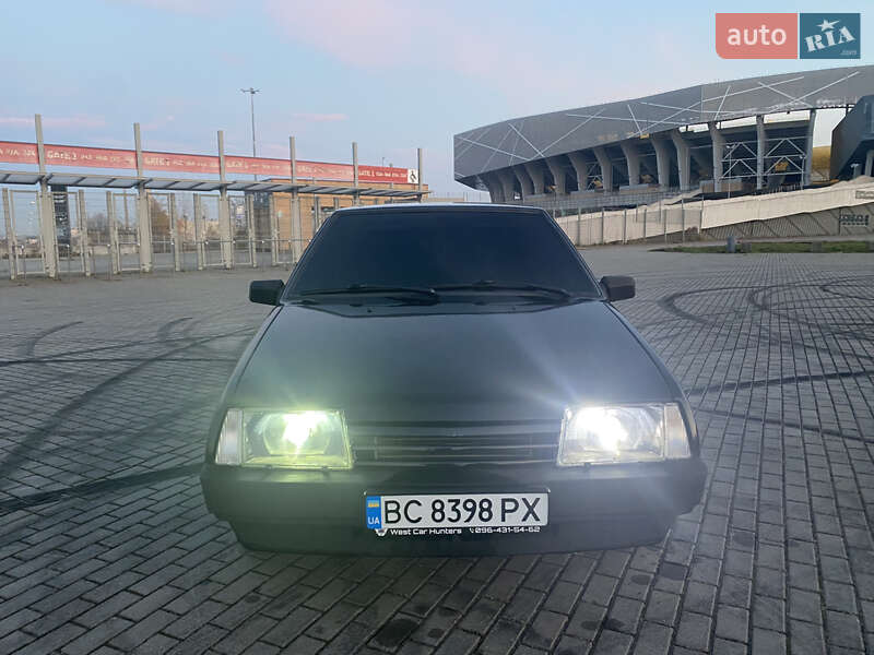 Хетчбек ВАЗ / Lada 2109 2003 в Львові фото 11 Хетчбек ВАЗ / Lada 2109 2003 в Львові