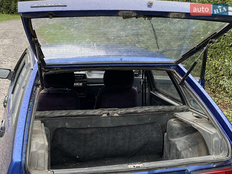 Хэтчбек ВАЗ / Lada 2109 2002 в Виннице