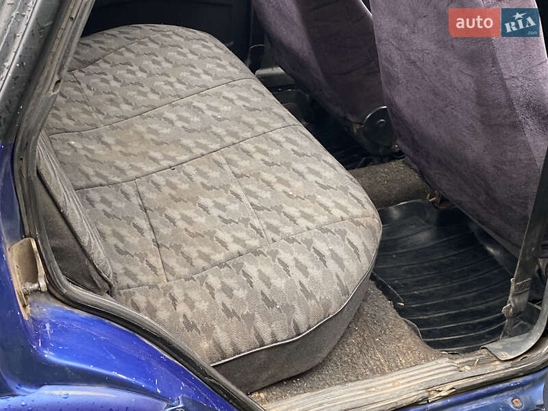 Хэтчбек ВАЗ / Lada 2109 2002 в Виннице