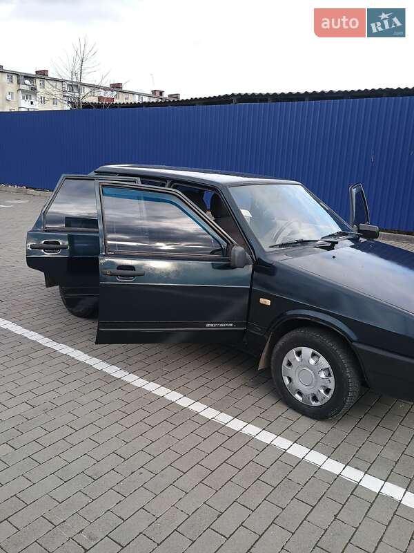 Хэтчбек ВАЗ / Lada 2109 2003 в Калуше фото 3 Хэтчбек ВАЗ / Lada 2109 2003 в Калуше