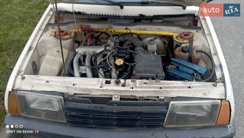 Хэтчбек ВАЗ / Lada 2109 1990 в Львове фото 5 Хэтчбек ВАЗ / Lada 2109 1990 в Львове