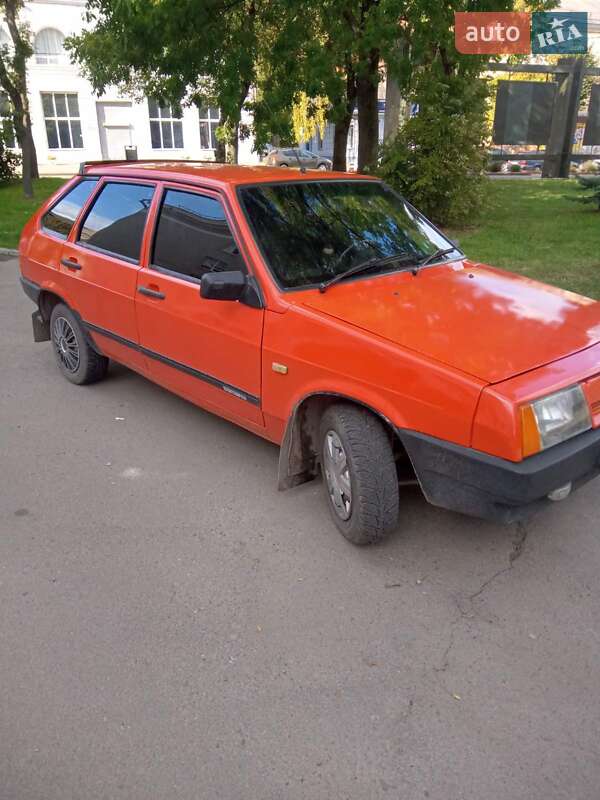 Хетчбек ВАЗ / Lada 2109 1993 в Луцьку