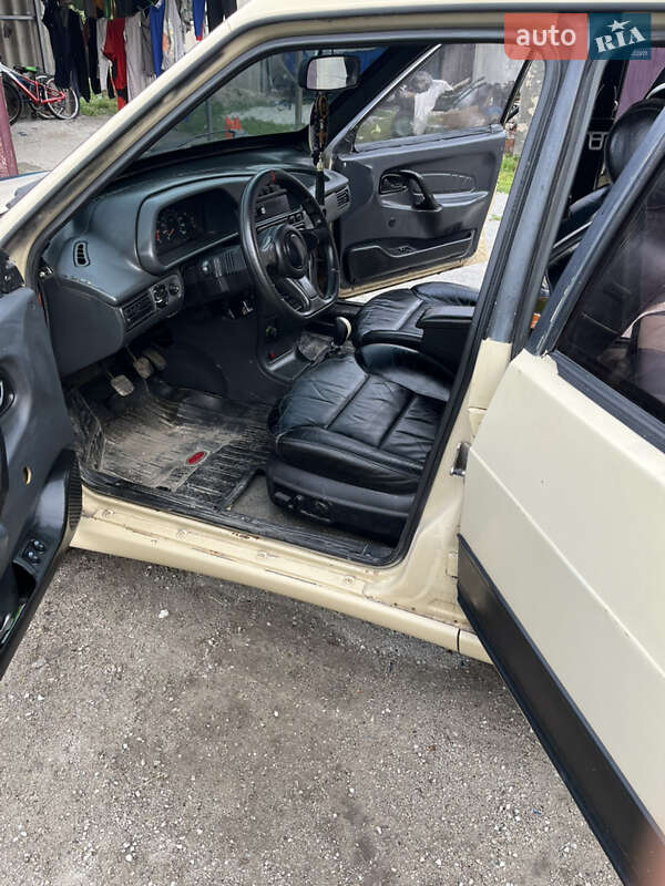 Хетчбек ВАЗ / Lada 2109 1989 в Новомиколаївці