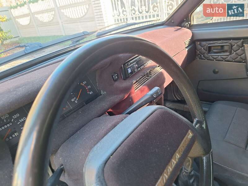 Хетчбек ВАЗ / Lada 2109 2004 в Чернівцях