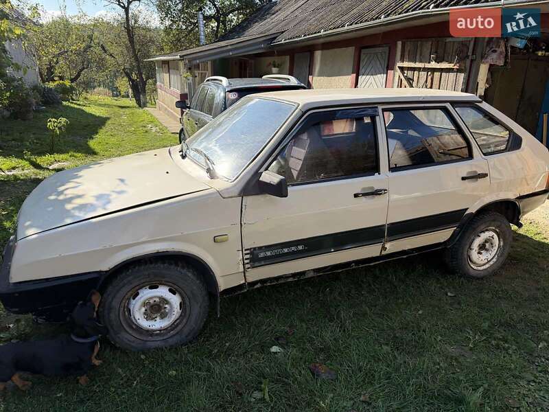 Хетчбек ВАЗ / Lada 2109 1988 в Дунаївцях
