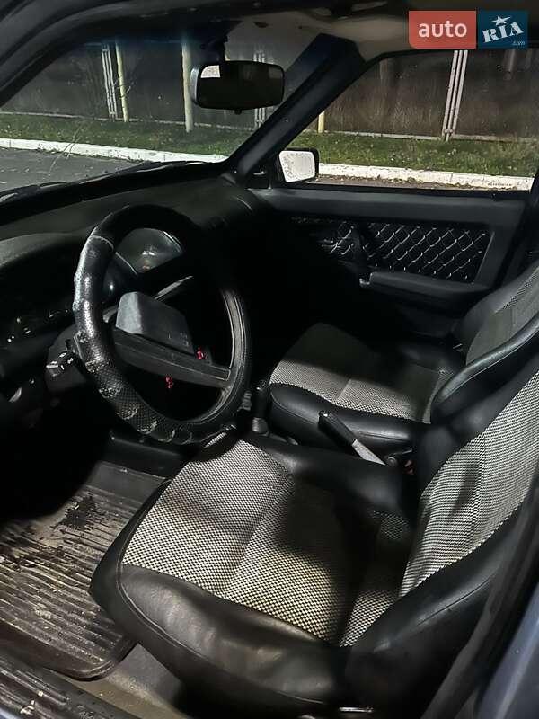 Хетчбек ВАЗ / Lada 2109 1992 в Миколаєві фото 3 Хетчбек ВАЗ / Lada 2109 1992 в Миколаєві