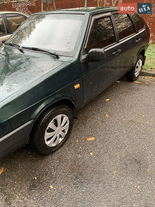 Хэтчбек ВАЗ / Lada 2109 2003 в Запорожье фото 7 Хэтчбек ВАЗ / Lada 2109 2003 в Запорожье