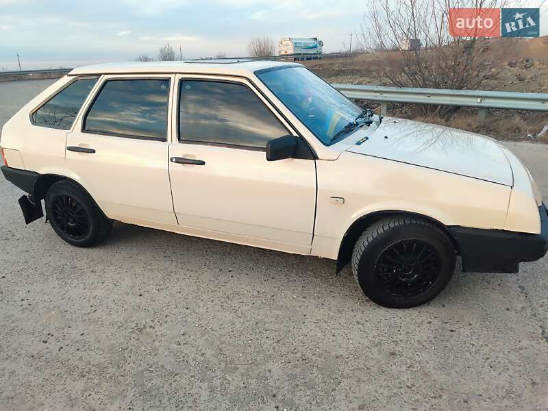 Хетчбек ВАЗ / Lada 2109 1993 в Городку фото 9 Хетчбек ВАЗ / Lada 2109 1993 в Городку
