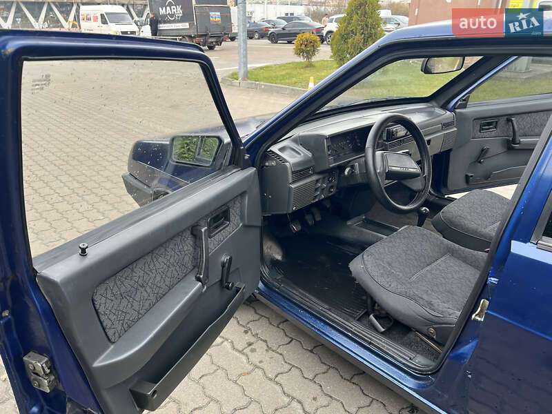 Хэтчбек ВАЗ / Lada 2109 2005 в Львове фото 15 Хэтчбек ВАЗ / Lada 2109 2005 в Львове