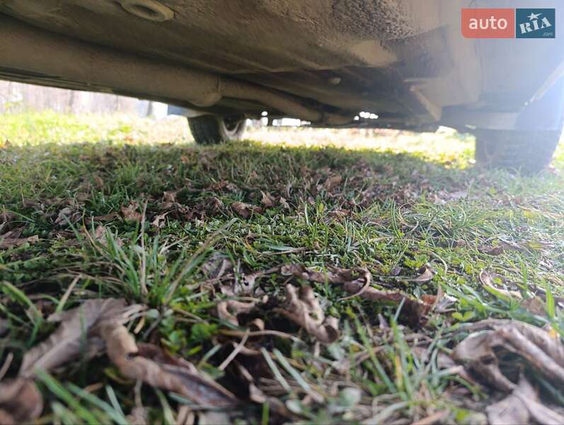 Хетчбек ВАЗ / Lada 2109 2002 в Коломиї фото 3 Хетчбек ВАЗ / Lada 2109 2002 в Коломиї