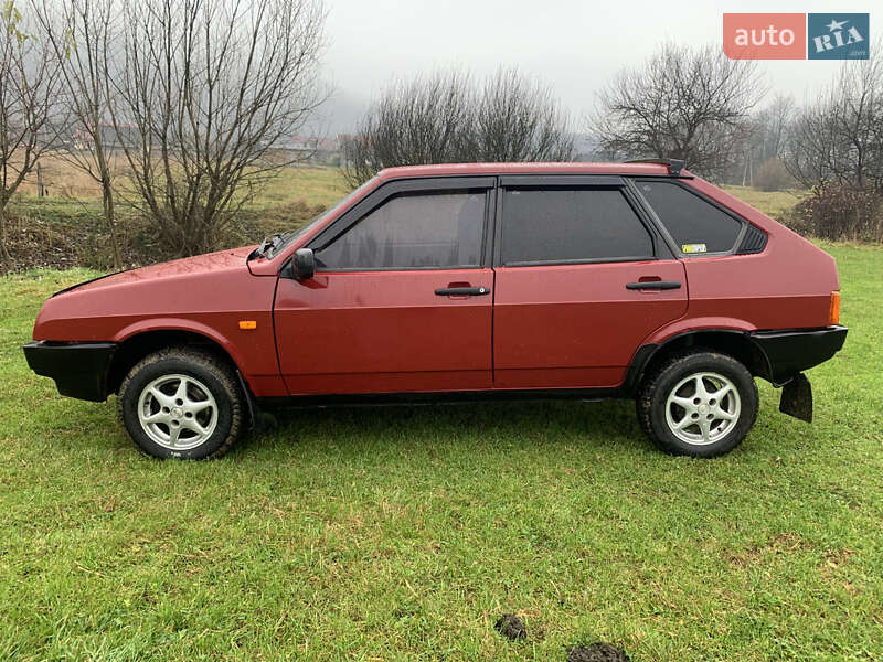 Хэтчбек ВАЗ / Lada 2109 1992 в Ивано-Франковске фото 4 Хэтчбек ВАЗ / Lada 2109 1992 в Ивано-Франковске