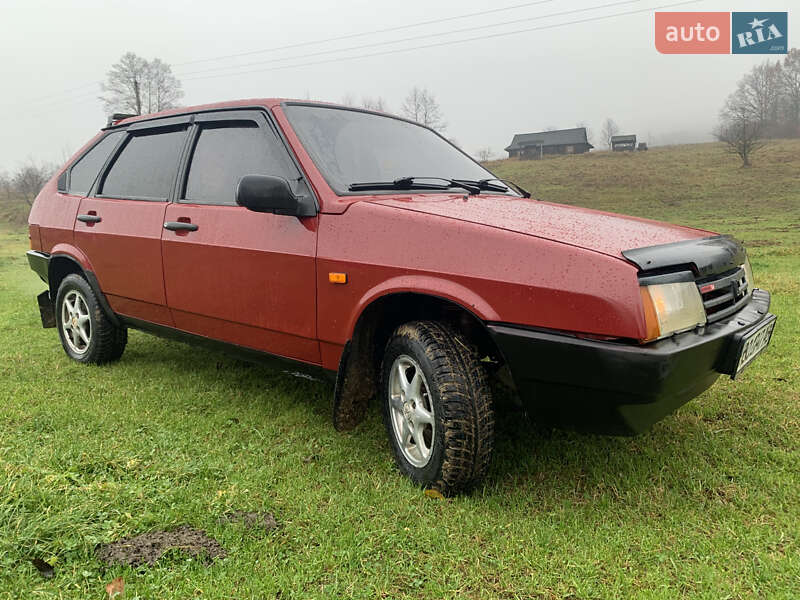Хэтчбек ВАЗ / Lada 2109 1992 в Ивано-Франковске фото 10 Хэтчбек ВАЗ / Lada 2109 1992 в Ивано-Франковске