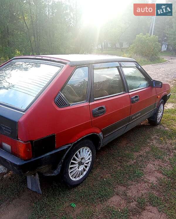 Хетчбек ВАЗ / Lada 2109 1990 в Єланці