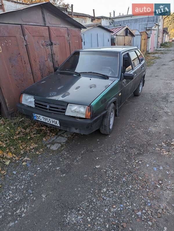 Хэтчбек ВАЗ / Lada 2109 2003 в Львове