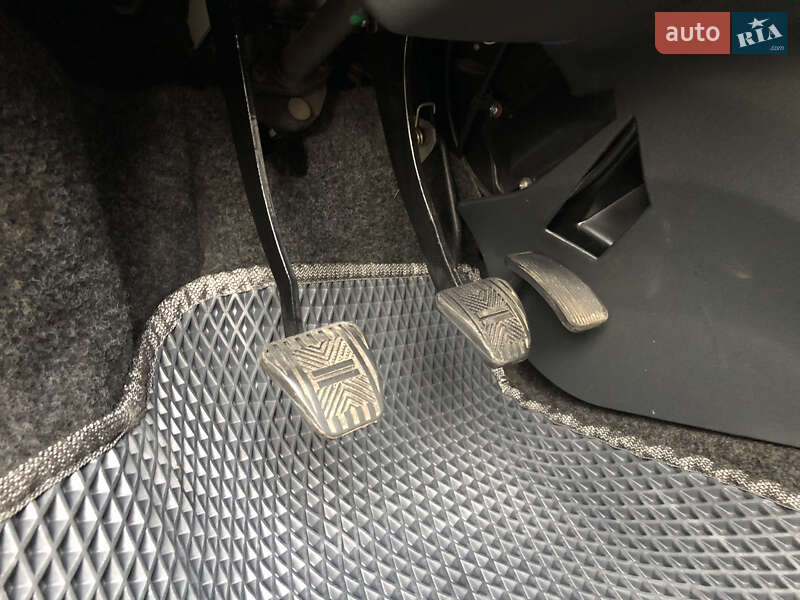 Хэтчбек ВАЗ / Lada 2109 2007 в Днепре фото 21 Хэтчбек ВАЗ / Lada 2109 2007 в Днепре