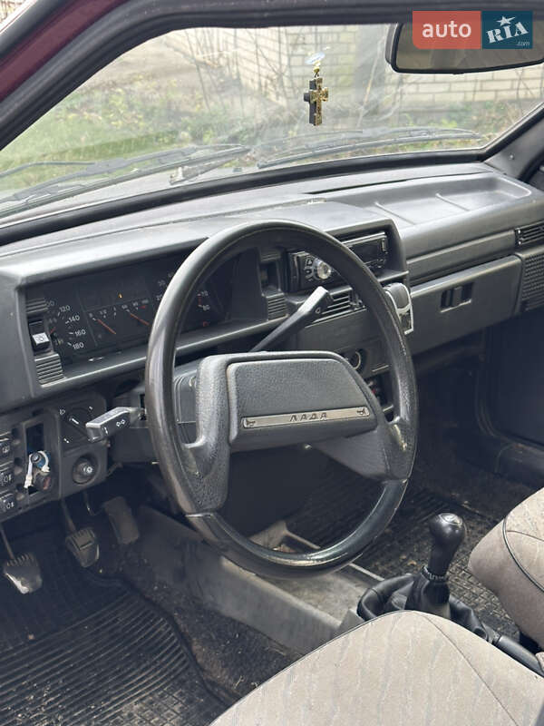 Хэтчбек ВАЗ / Lada 2109 2004 в Бершади