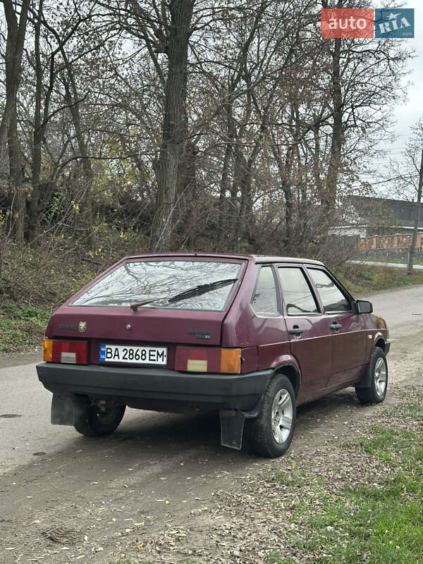 Хэтчбек ВАЗ / Lada 2109 2004 в Бершади
