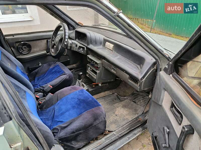 Хэтчбек ВАЗ / Lada 2109 1993 в Львове фото 8 Хэтчбек ВАЗ / Lada 2109 1993 в Львове