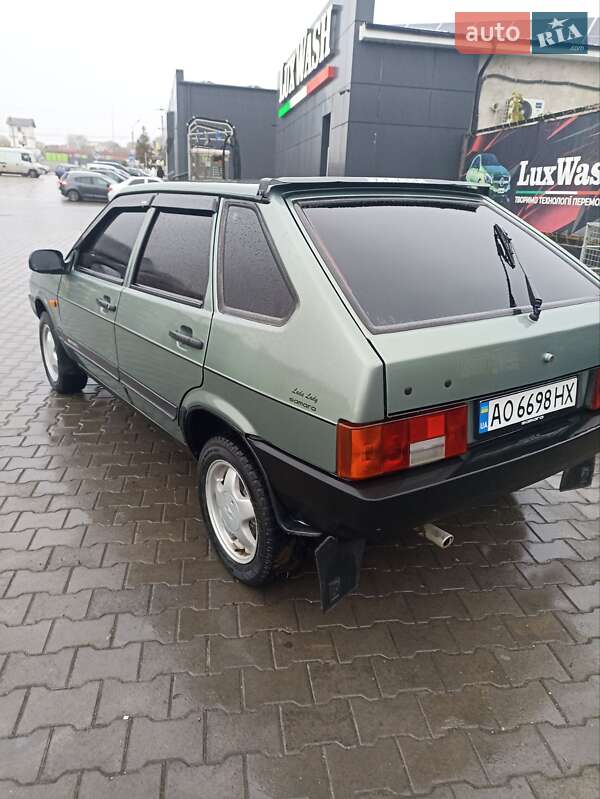 Хэтчбек ВАЗ / Lada 2109 2006 в Теребовле