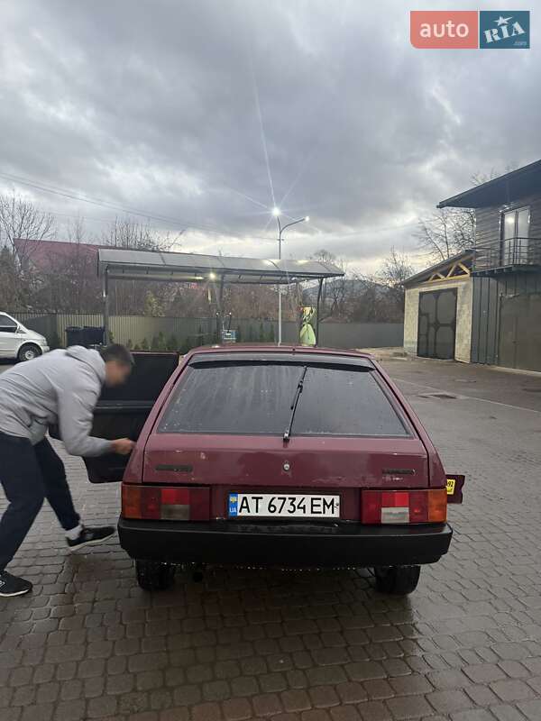 Хэтчбек ВАЗ / Lada 2109 2006 в Надворной