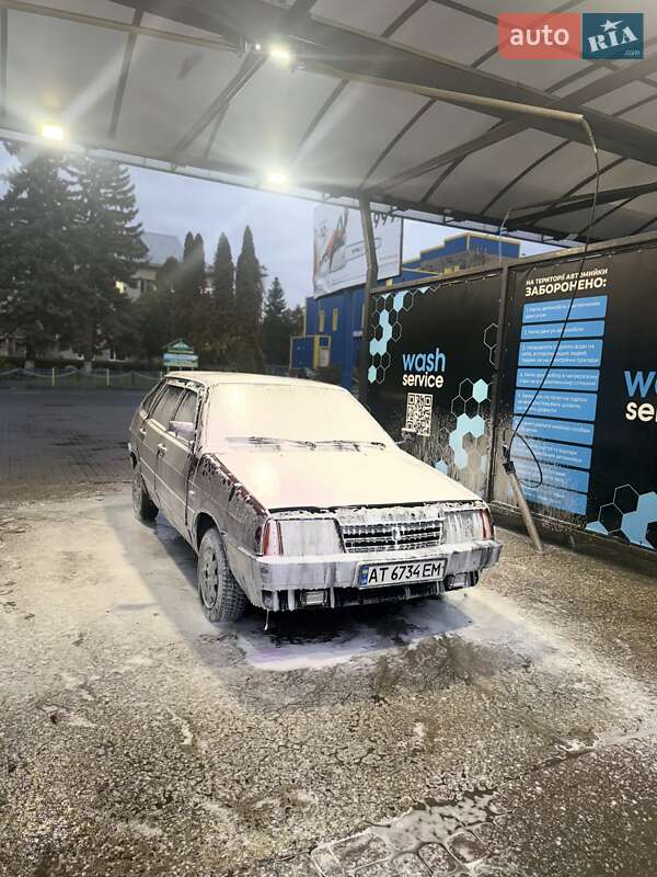 Хэтчбек ВАЗ / Lada 2109 2006 в Надворной