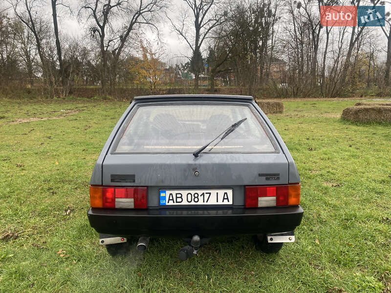 Хетчбек ВАЗ / Lada 2109 2002 в Калинівці