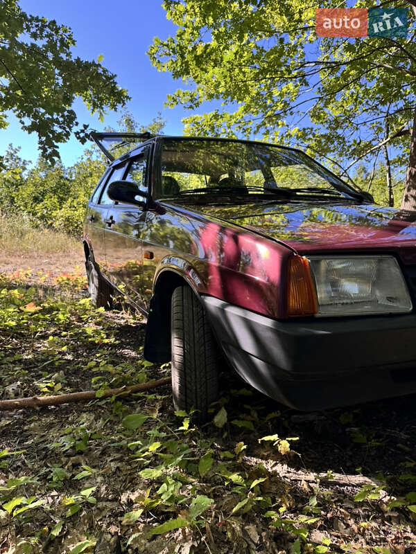 Хэтчбек ВАЗ / Lada 2109 2006 в Львове