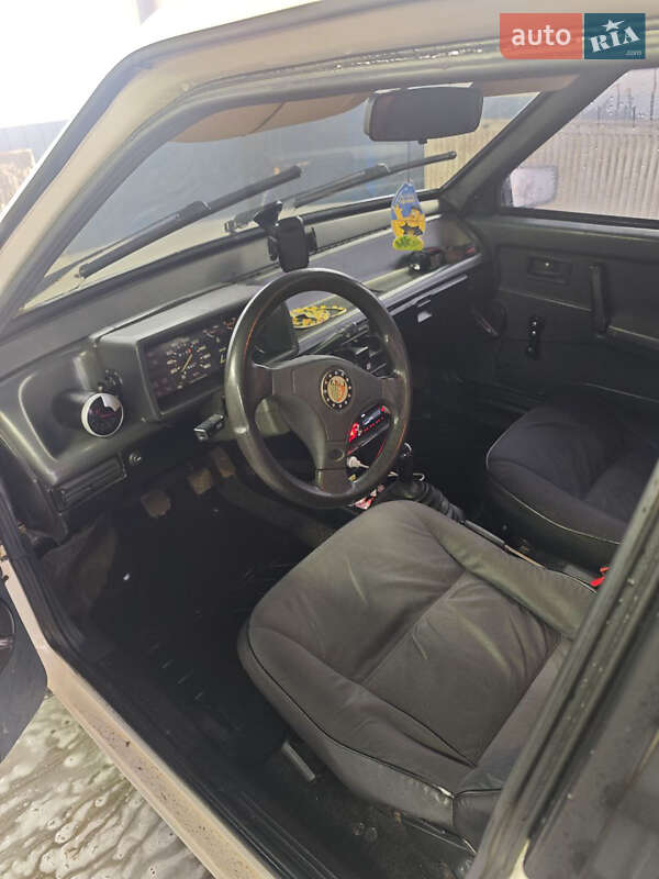 Хетчбек ВАЗ / Lada 2109 1993 в Теплику