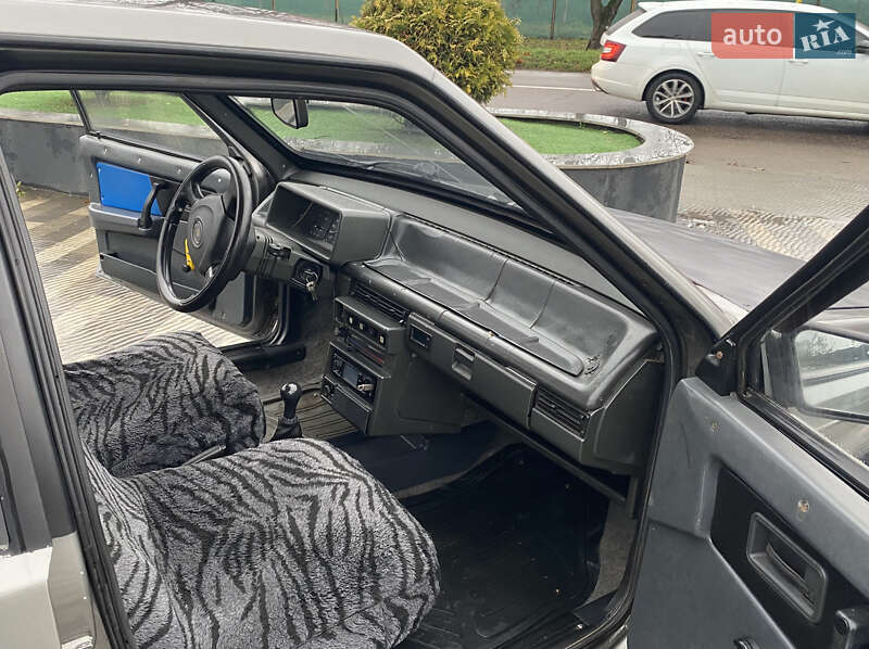 Хетчбек ВАЗ / Lada 2109 1991 в Ужгороді