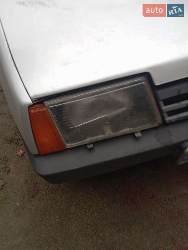 Хэтчбек ВАЗ / Lada 2109 1991 в Радомышле