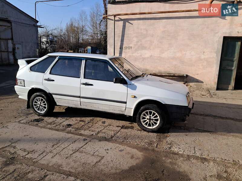 Хетчбек ВАЗ / Lada 2109 1990 в Миколаєві