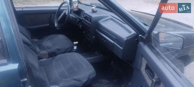 Хэтчбек ВАЗ / Lada 2109 2004 в Запорожье фото 8 Хэтчбек ВАЗ / Lada 2109 2004 в Запорожье