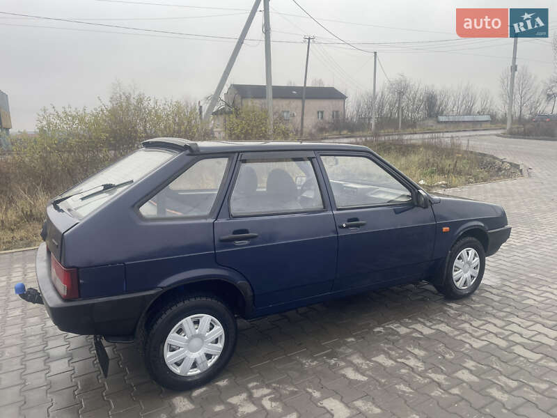 Хэтчбек ВАЗ / Lada 2109 2006 в Ковеле