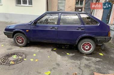 Хэтчбек ВАЗ 2109 2000 в Киеве