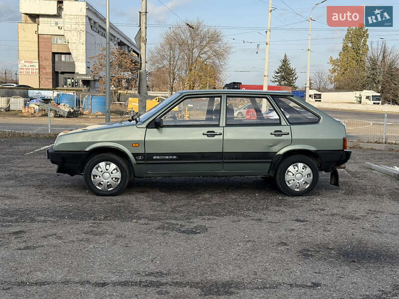 Хэтчбек ВАЗ / Lada 2109 2006 в Днепре