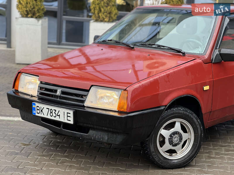 ВАЗ / Lada 2109 1991 ВАЗ / Lada 2109 1991