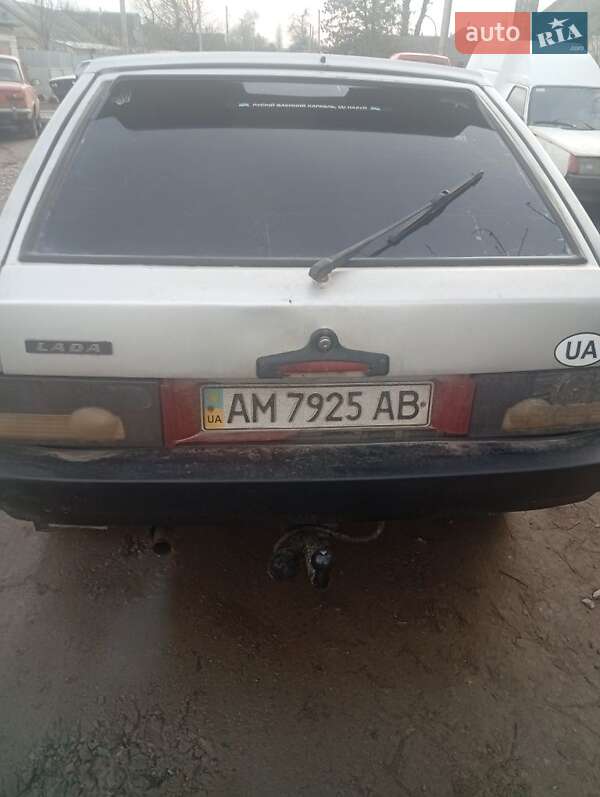 Хэтчбек ВАЗ / Lada 2109 1990 в Андрушевке