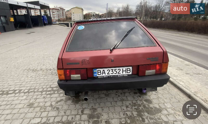 Хэтчбек ВАЗ / Lada 2109 1996 в Львове