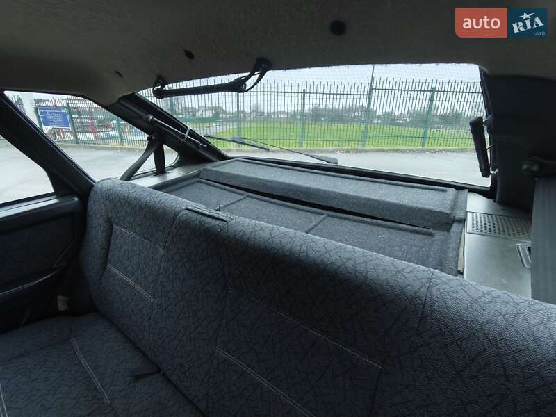 Хэтчбек ВАЗ / Lada 2109 2004 в Броварах