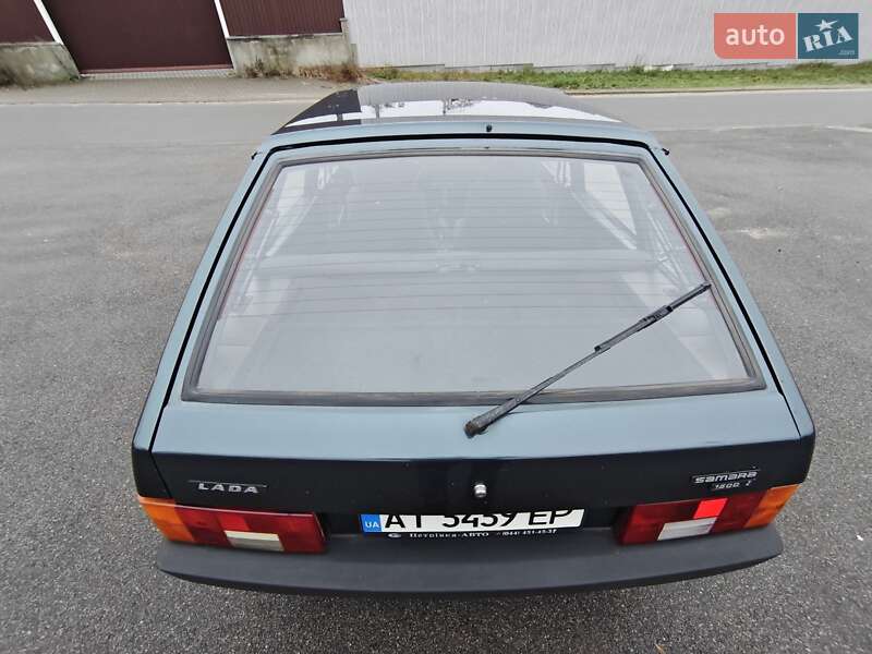 Хэтчбек ВАЗ / Lada 2109 2004 в Броварах