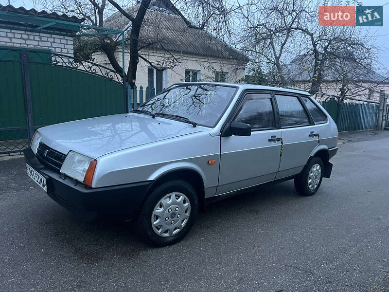 Хетчбек ВАЗ / Lada 2109 2003 в Каневі