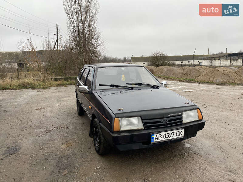 Хэтчбек ВАЗ / Lada 2109 1990 в Калиновке фото 8 Хэтчбек ВАЗ / Lada 2109 1990 в Калиновке