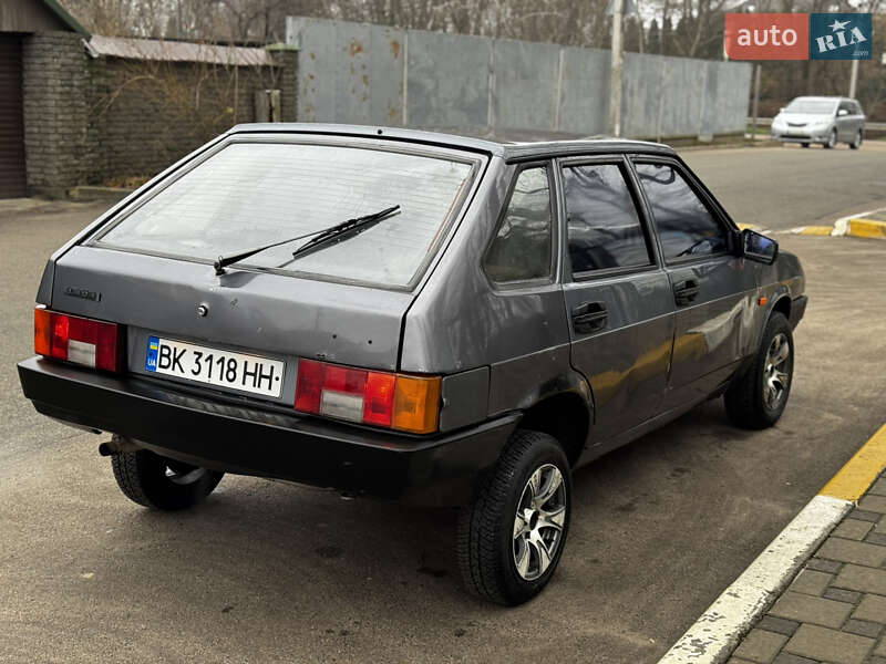 Хетчбек ВАЗ / Lada 2109 2006 в Києві фото 6 Хетчбек ВАЗ / Lada 2109 2006 в Києві