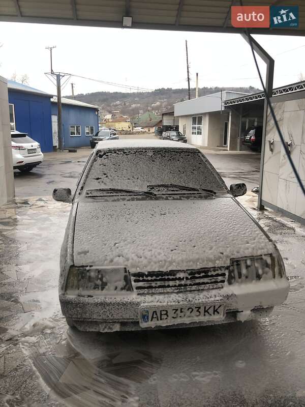 Хетчбек ВАЗ / Lada 2109 2005 в Могилів-Подільському фото 2 Хетчбек ВАЗ / Lada 2109 2005 в Могилів-Подільському